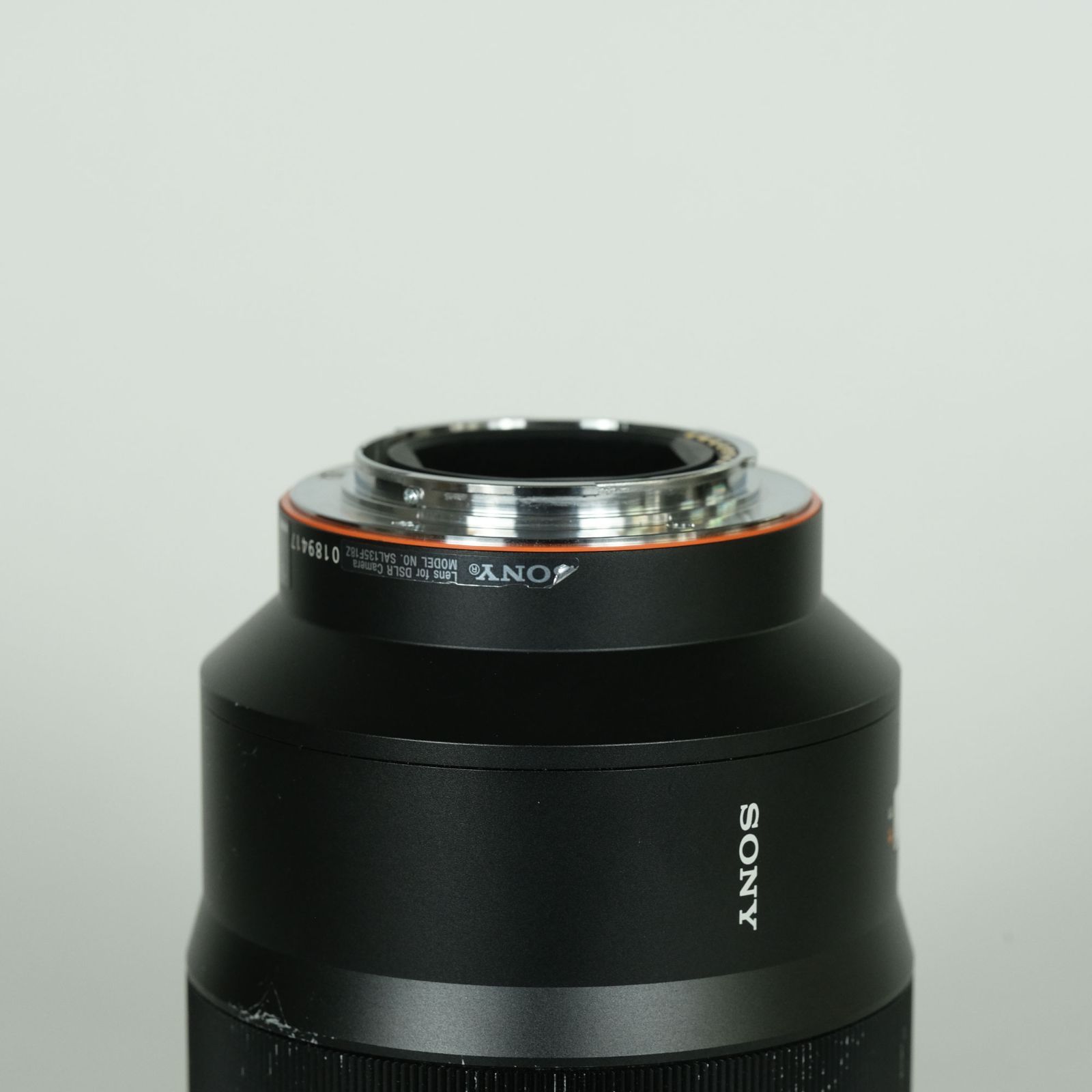  並品 SONY Sonnar T 135 mm F 1 8 ZA Aマウント レンズ(単焦点) カメラ