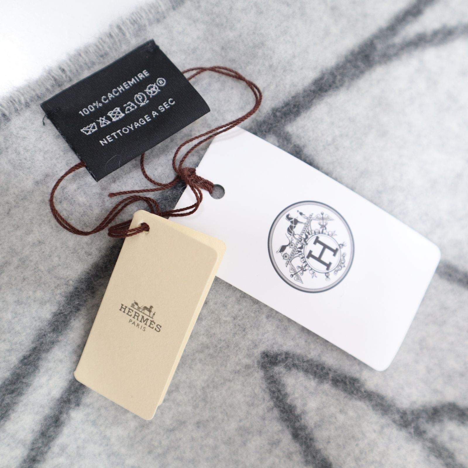 タグ付き未使用 HERMES エルメス アントルラック エスケトル マフラー