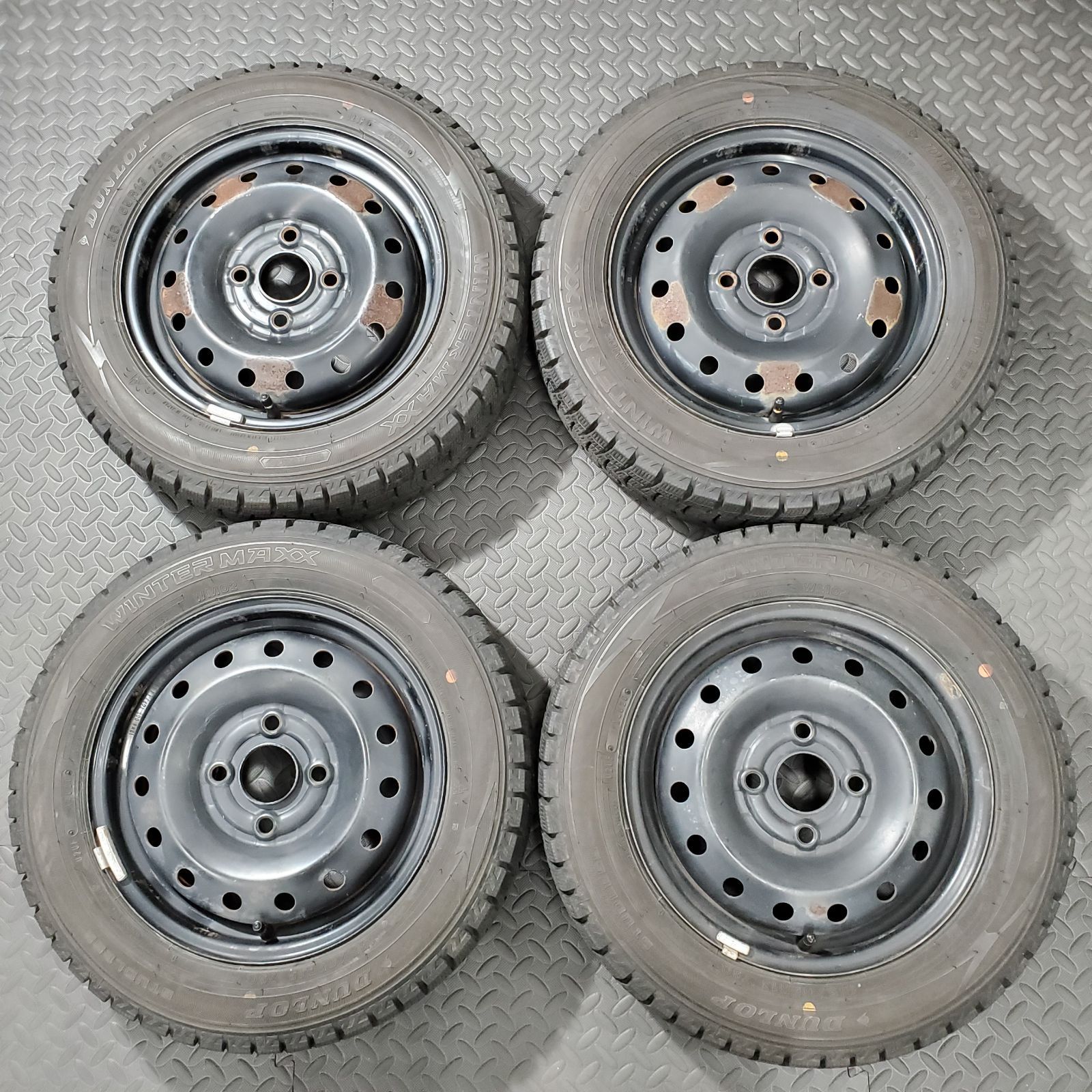 20年製 155 65 R 13 ダンロップ ウィンターマックス WM 02 ホンダ ライフ JB 5 ゼスト ザッツ スタッドレスタイヤ 1318