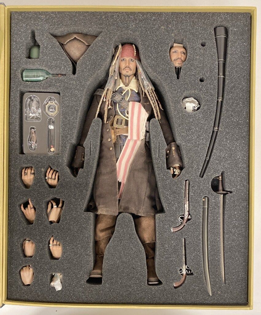 HOTTOYS MOVIE MASTERPIECE DX JACK SPARROW (SPECIAL EDITION) DX06