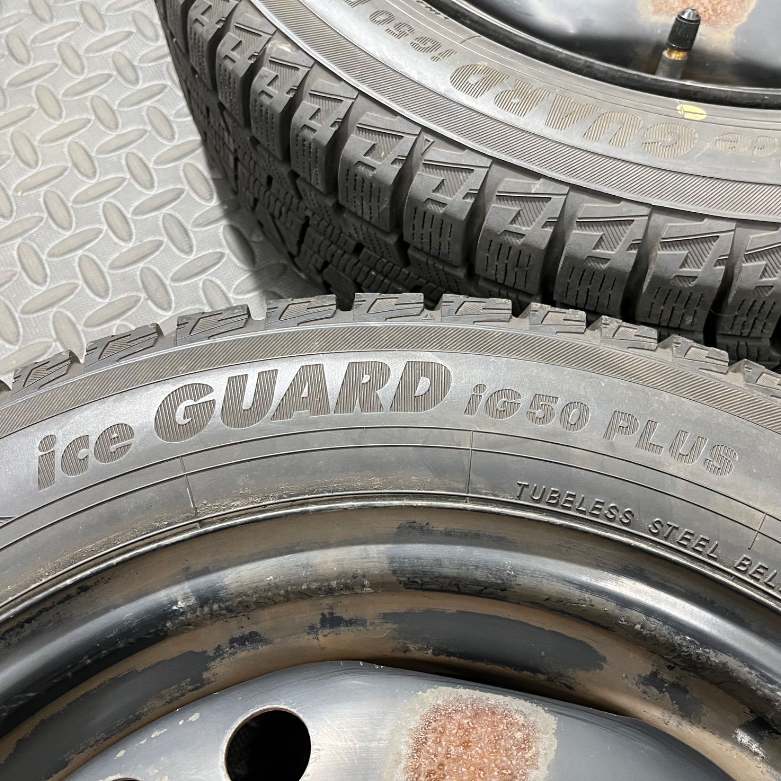 コンテ スタッドレスタイヤ