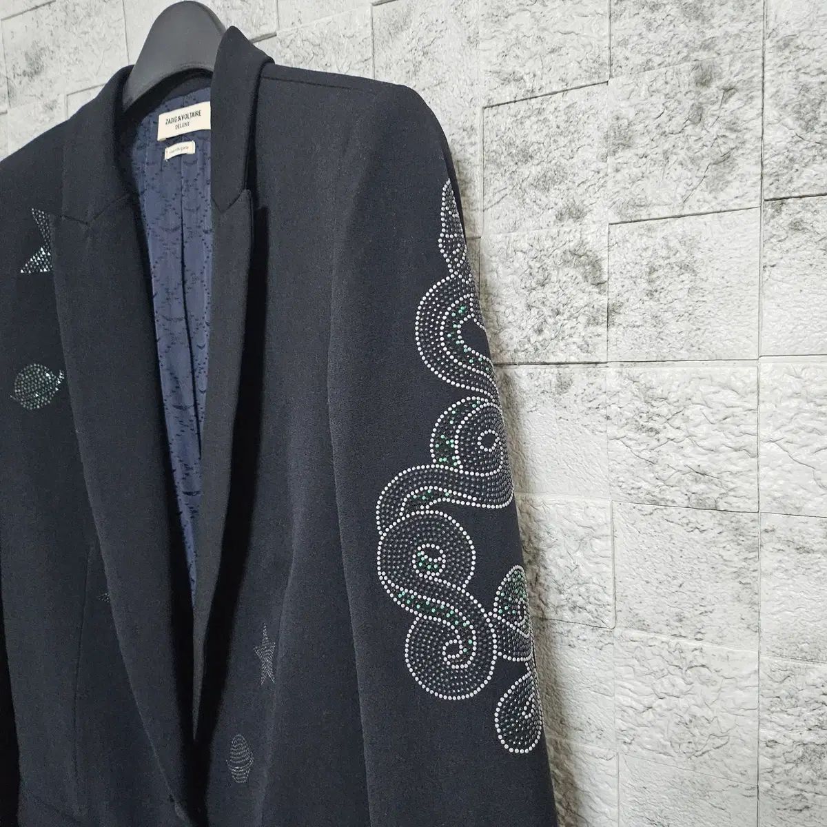 ZADIG-VOLTAIRE ザディグ