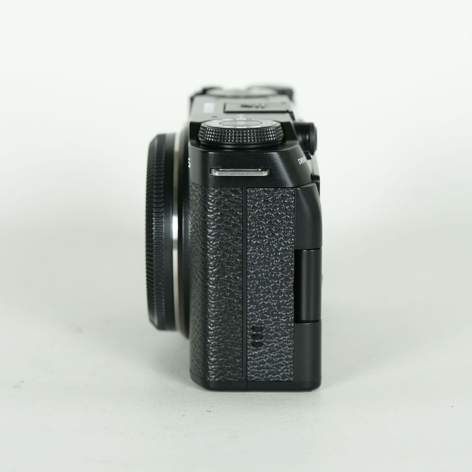 新品同様 | シャッター数95回｜外付けグリップ付] FUJIFILM X-M5