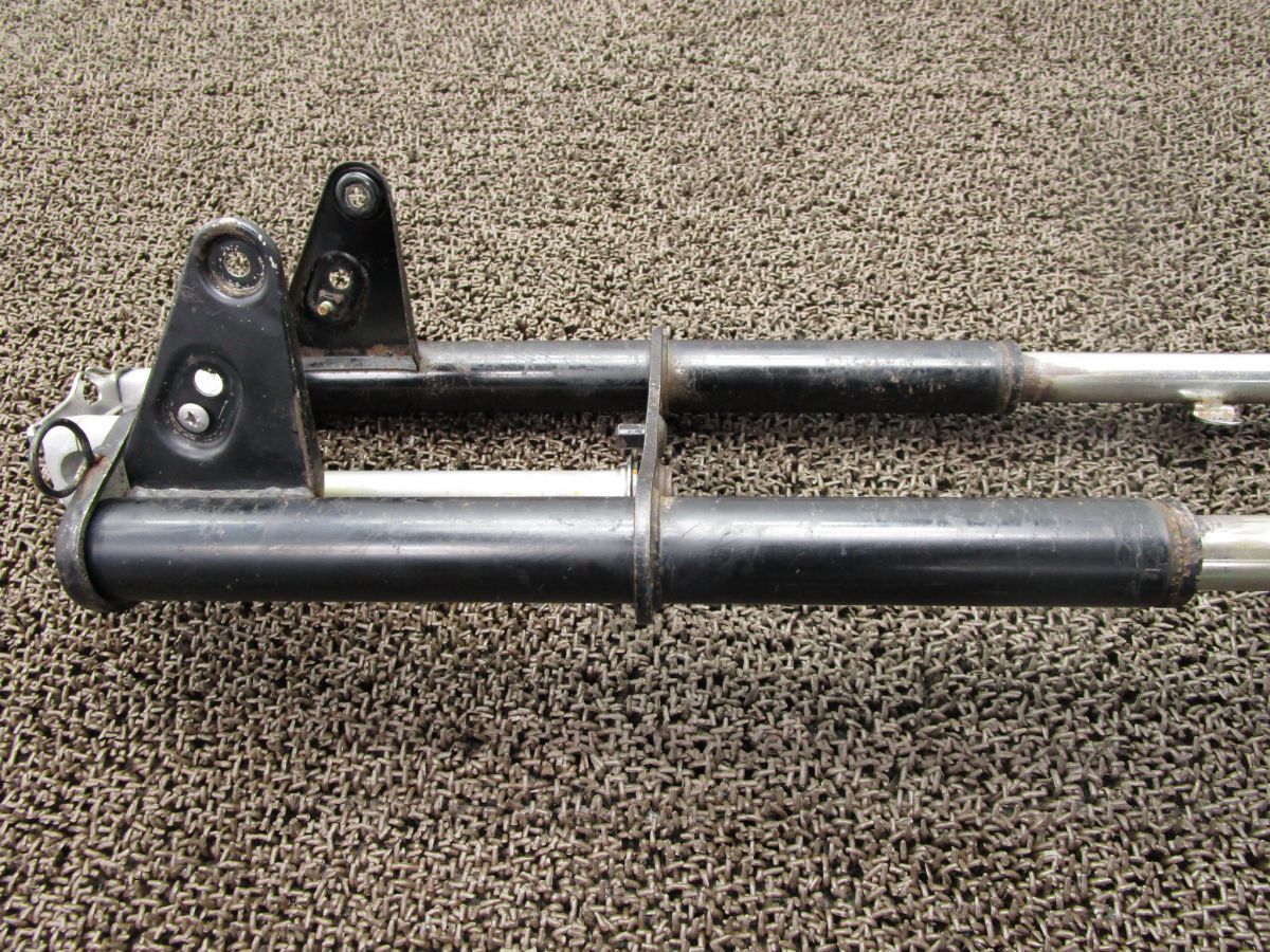 アメリカンダックス50 フロントフォーク トップブリッジ □A474