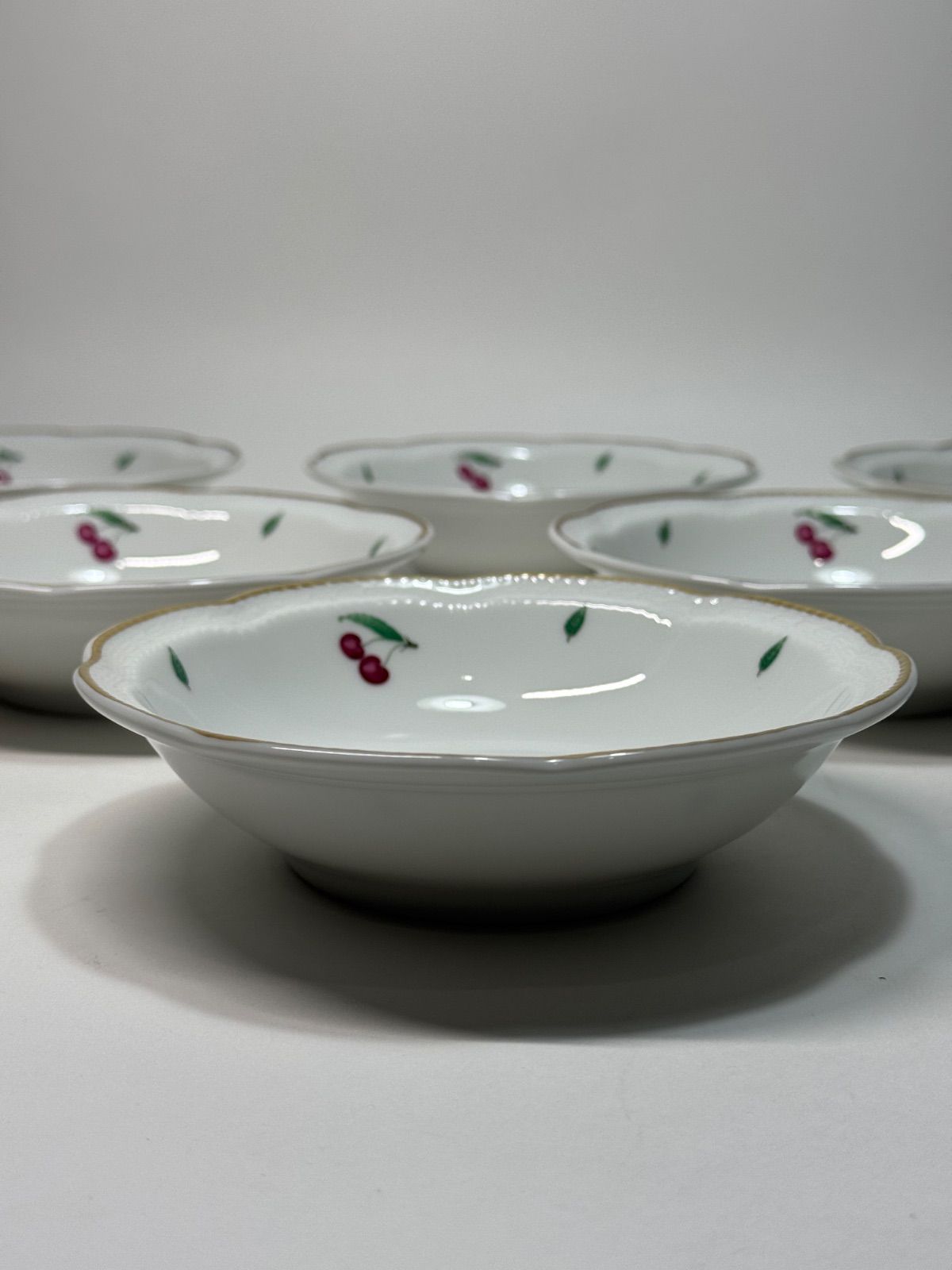 Richard Ginori リチャード・ジノリ「ボンジョルノ・チェリー」サラダ