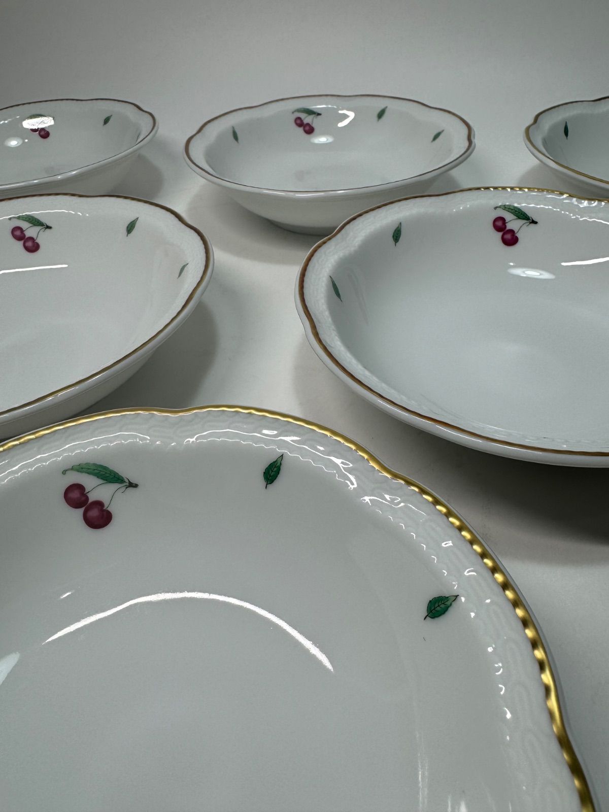 Richard Ginori リチャード・ジノリ「ボンジョルノ・チェリー」サラダ