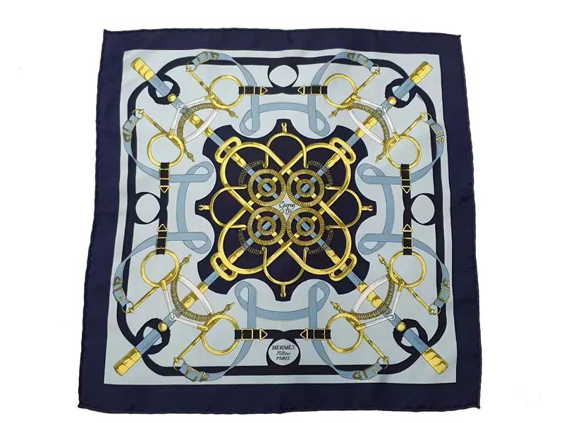 エルメス プチ カレ シルク スカーフ