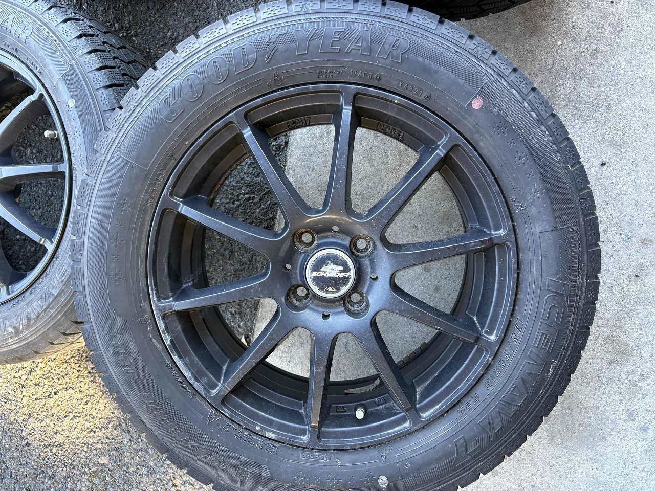 16インチ スタッドレスホイールセット