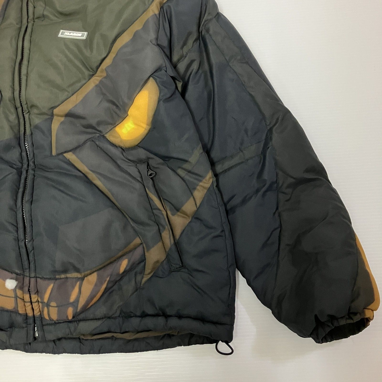 ◇ XLARGE エクストララージ ダウンジャケット NETFLIX プルートウ