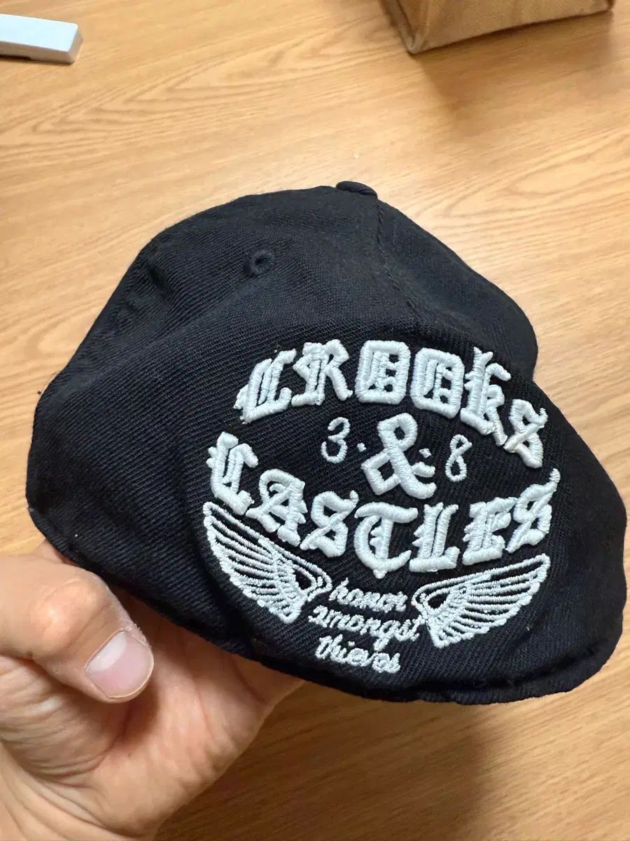 クルックスアンドキャッスル ERA