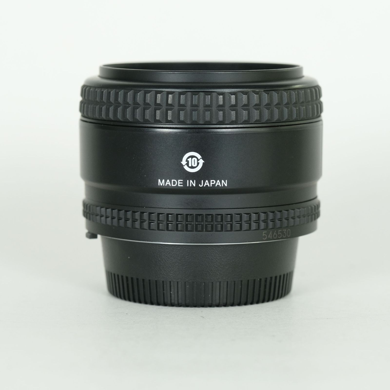 【良品】Nikon Ai AF Nikkor 35mm F2D 純正フード付き AI AF Nikkor 35mm F2D / プロテクションFL＋レンズフード
