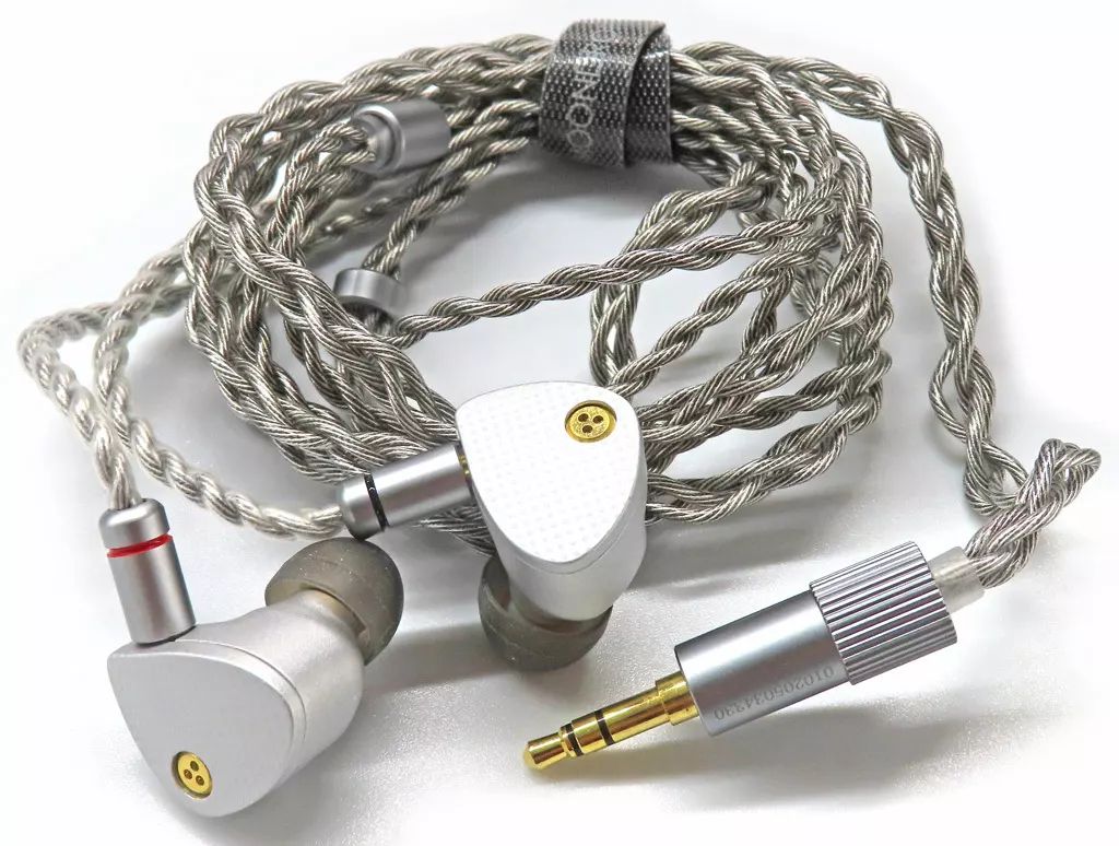 ヘッドフォン 水月雨 有線 カナル型イヤホン Aria 2