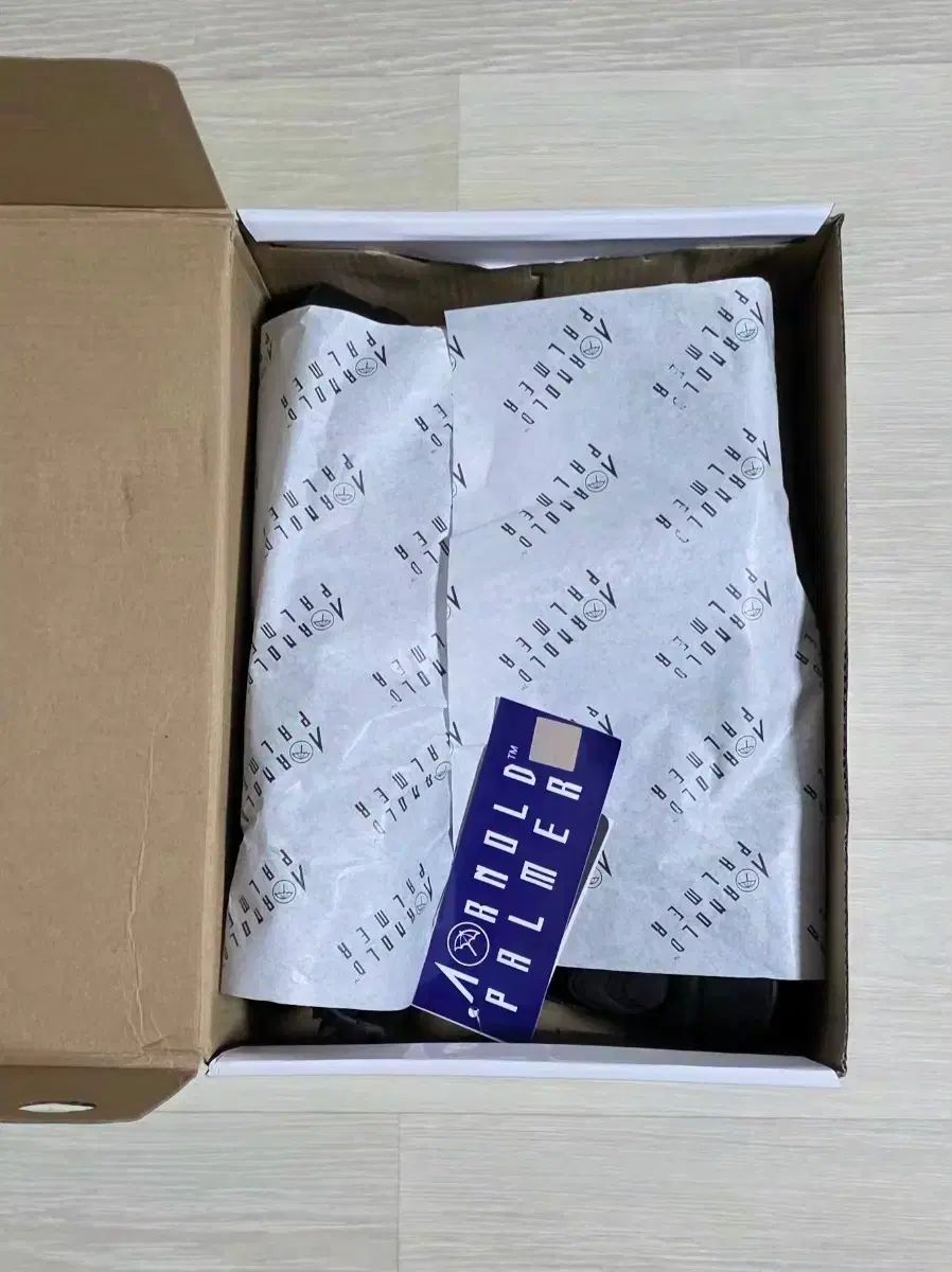 ダイアル スニーカー