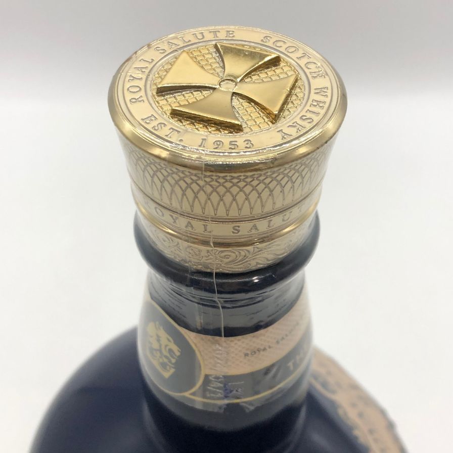 ロイヤルサルート 21年 青陶器ボトル 未開栓 700ml - メルカリ