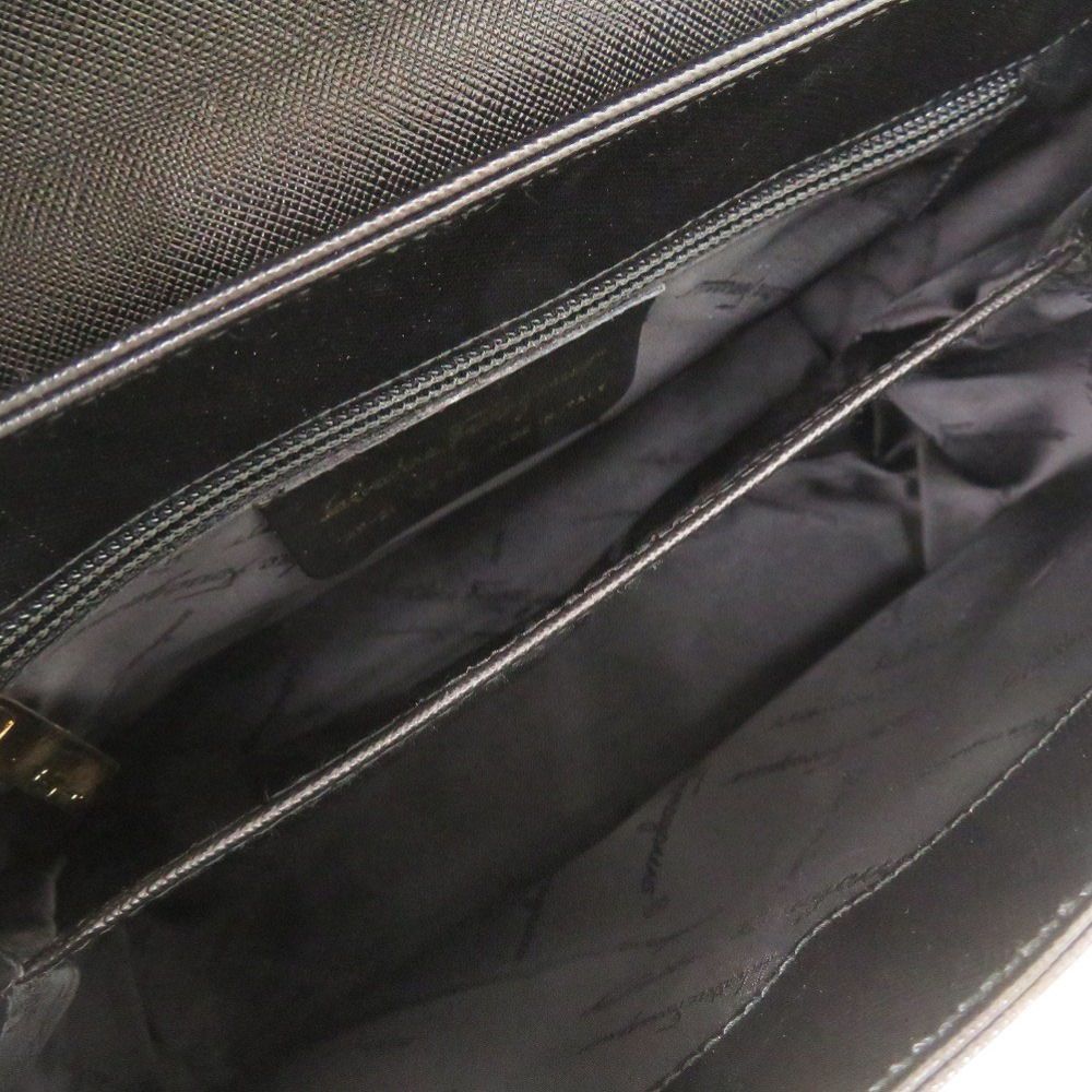 美品 サルヴァトーレフェラガモ ガンチーニ レザー ブラック