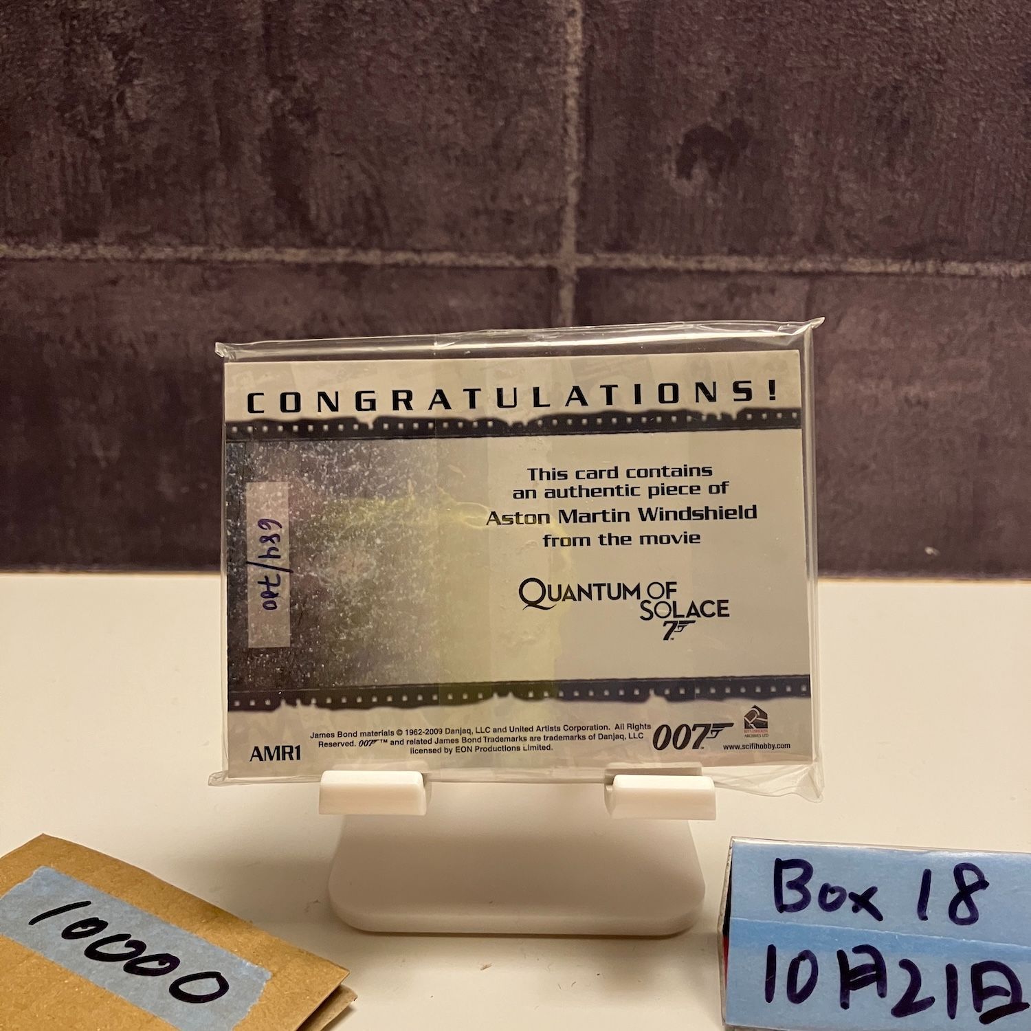 2009 Rittenhouse Quantum of Solace 007 Aston Martin Windshield 684 700 JAMES BOND Relic カード