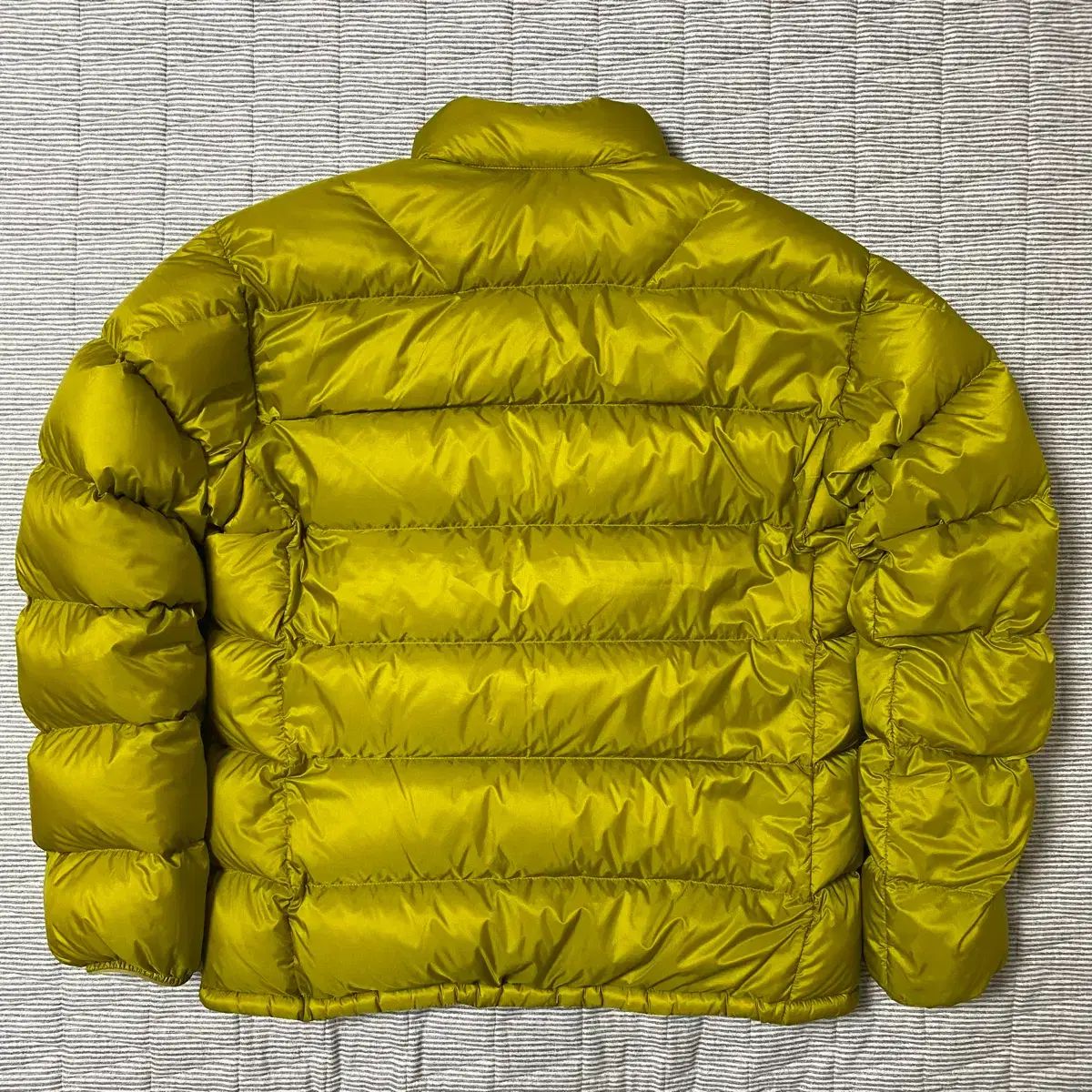 モンベル ライトアルパインダウンジャケット オイルイエロー S ライトアルパインダウン ジャケット Men's | Montbell Japan