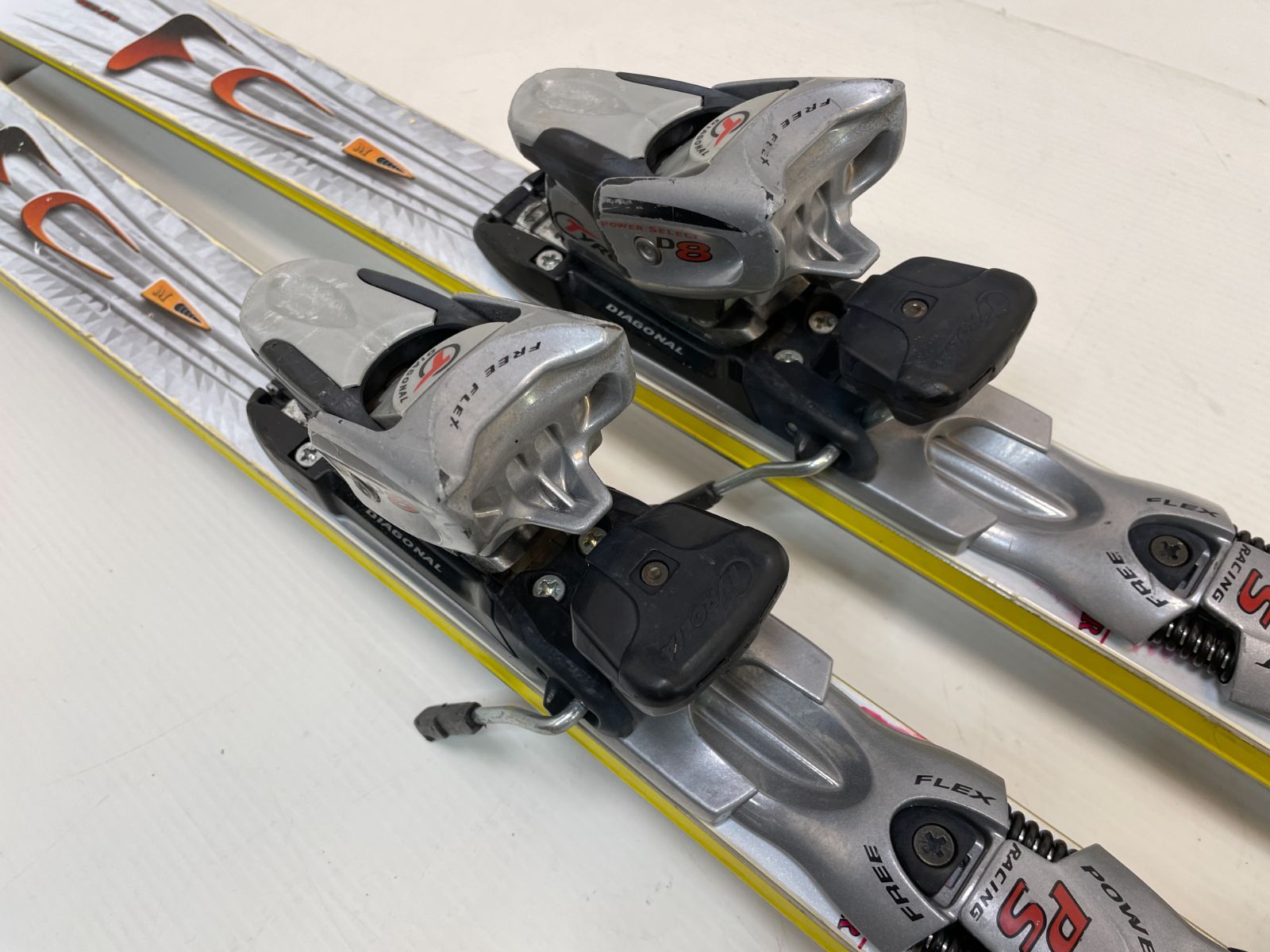 OGASAKA　スキー板（ビンヂィング付き中古） オガサカ（OGASAKA）（メンズ）スキー板 ビンディング付属 KS-PV/RD+