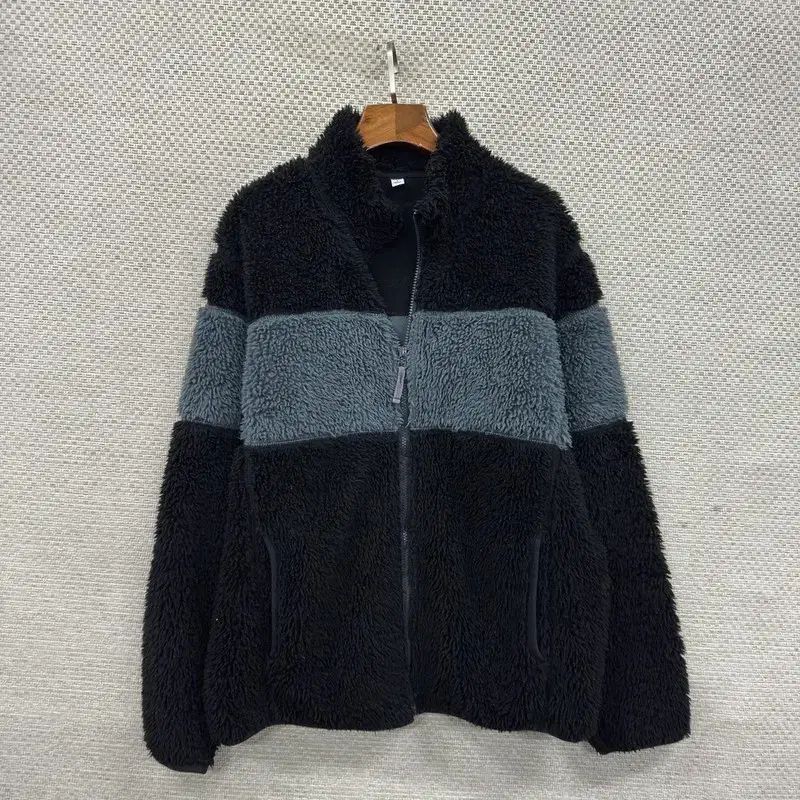 【SALE，人気セール】 ユニクロ バイカラー ボア フリース ジップアップ L M07546 テーラードジャケット