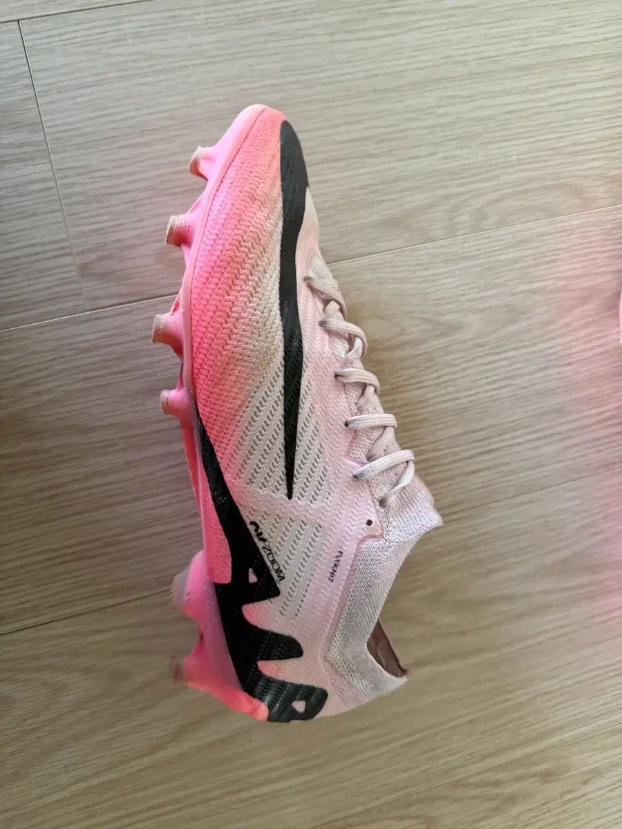 サッカーシューズ