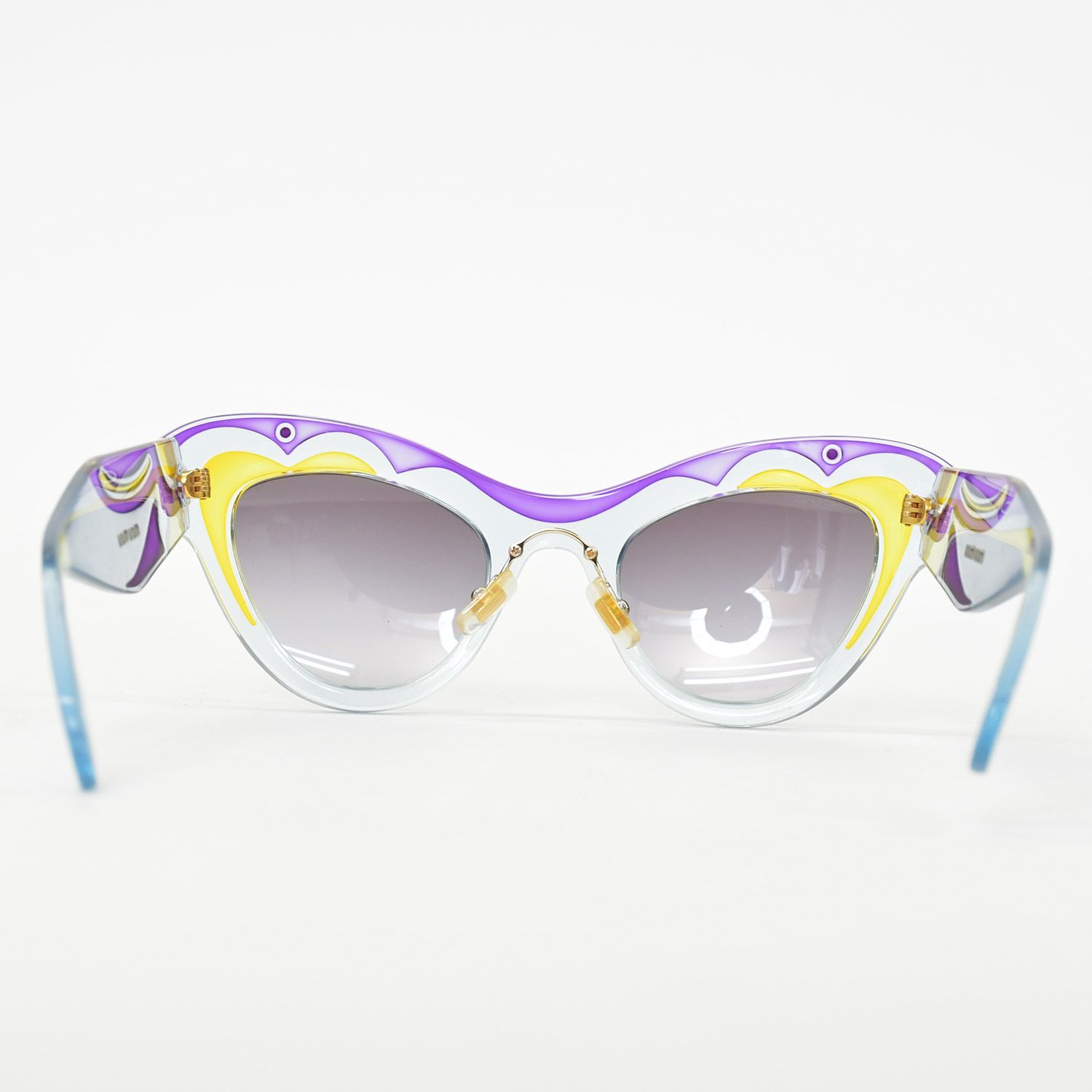 miumiuアイウェアコレクションサングラス EYETHINK 】が【 MIUMIU 】の最新アイウェアコレクションを揃えた