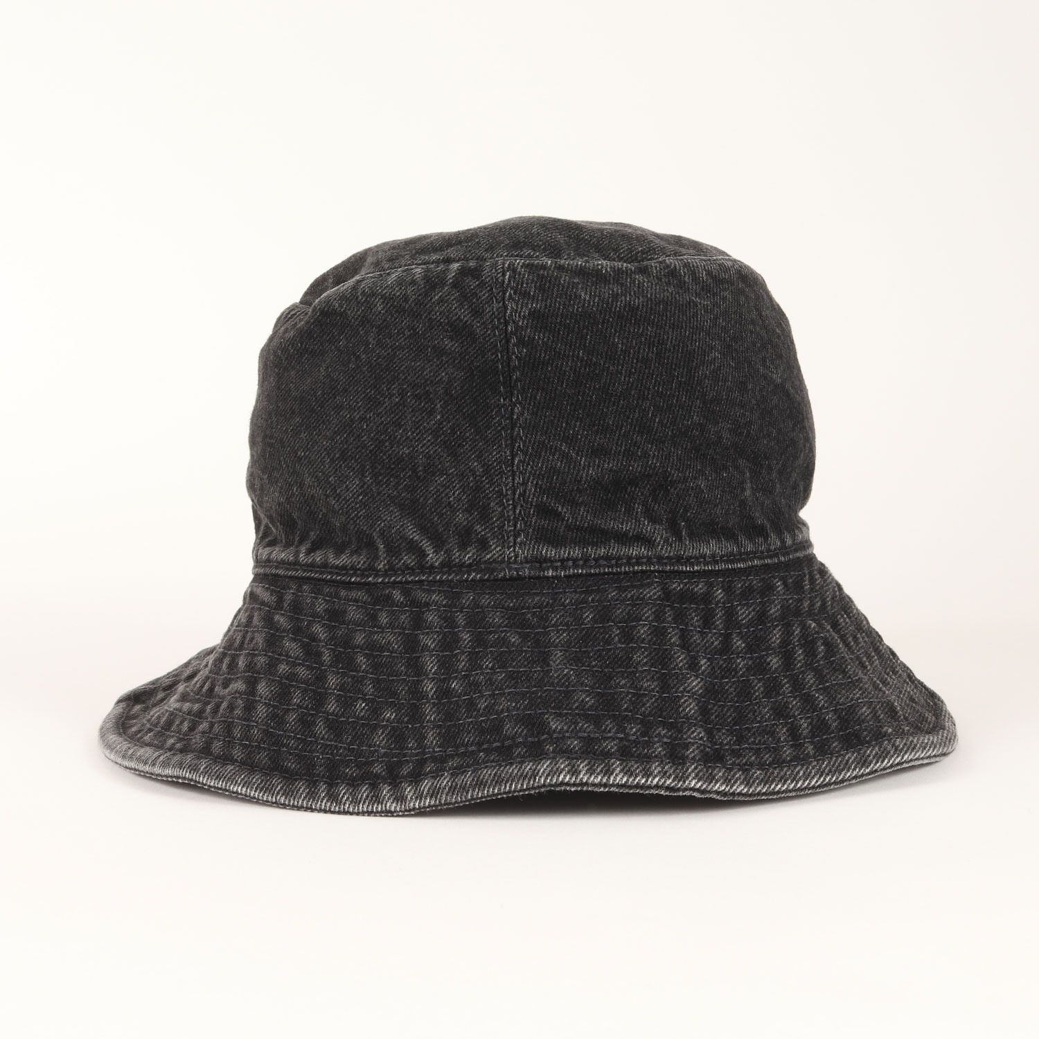 ブラックデニム