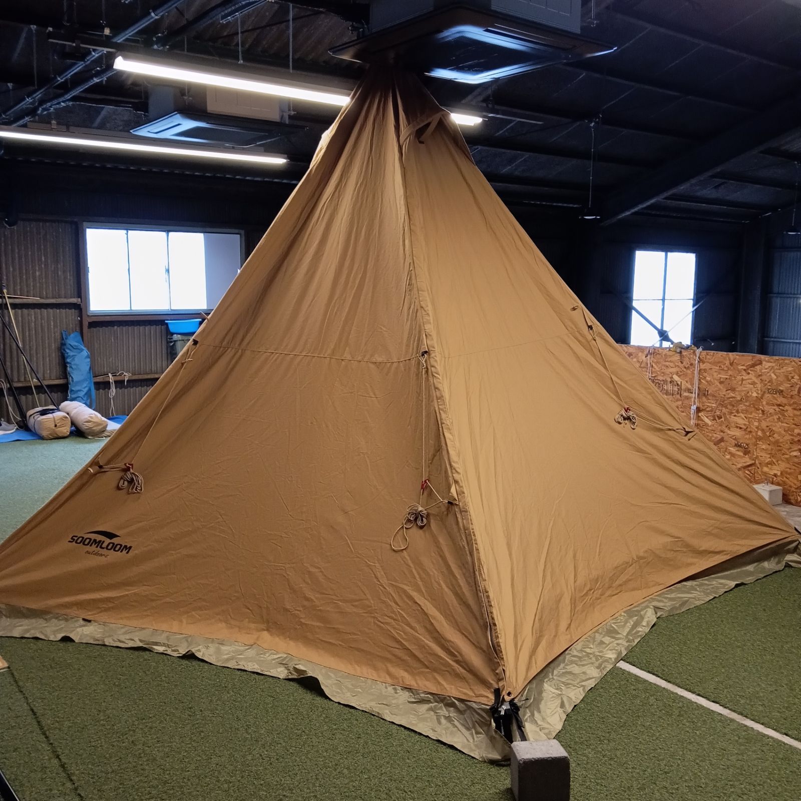 ◇soomloom(スームルーム) HAPI 4P 両用 ティピーテント ワンポール
