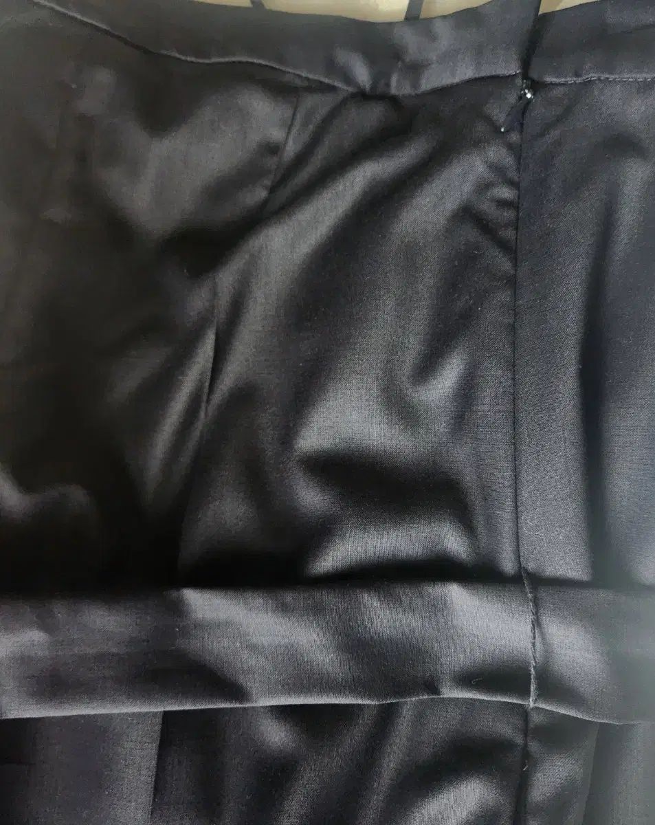 ダークネイビー