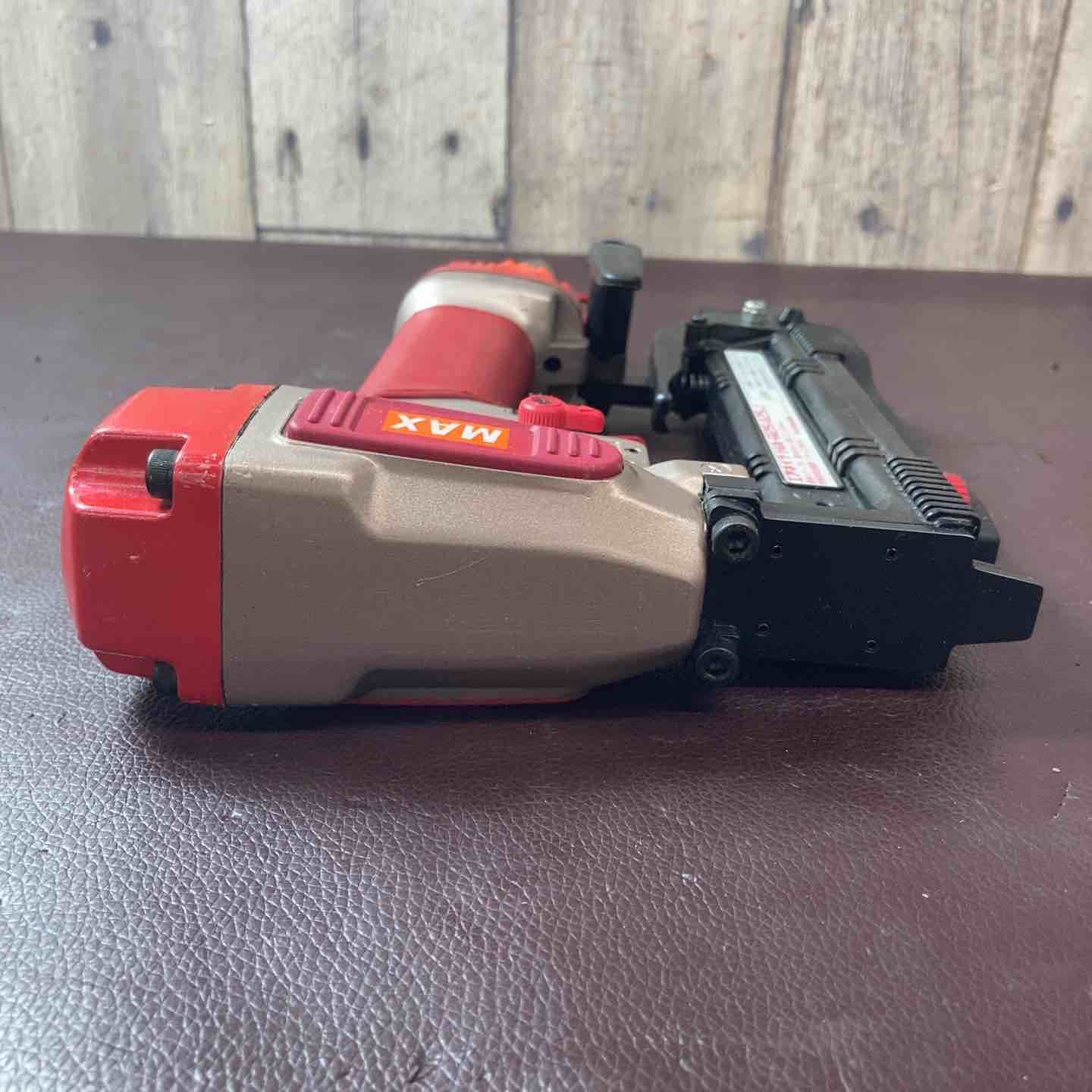 MAX 高圧エアタッカ