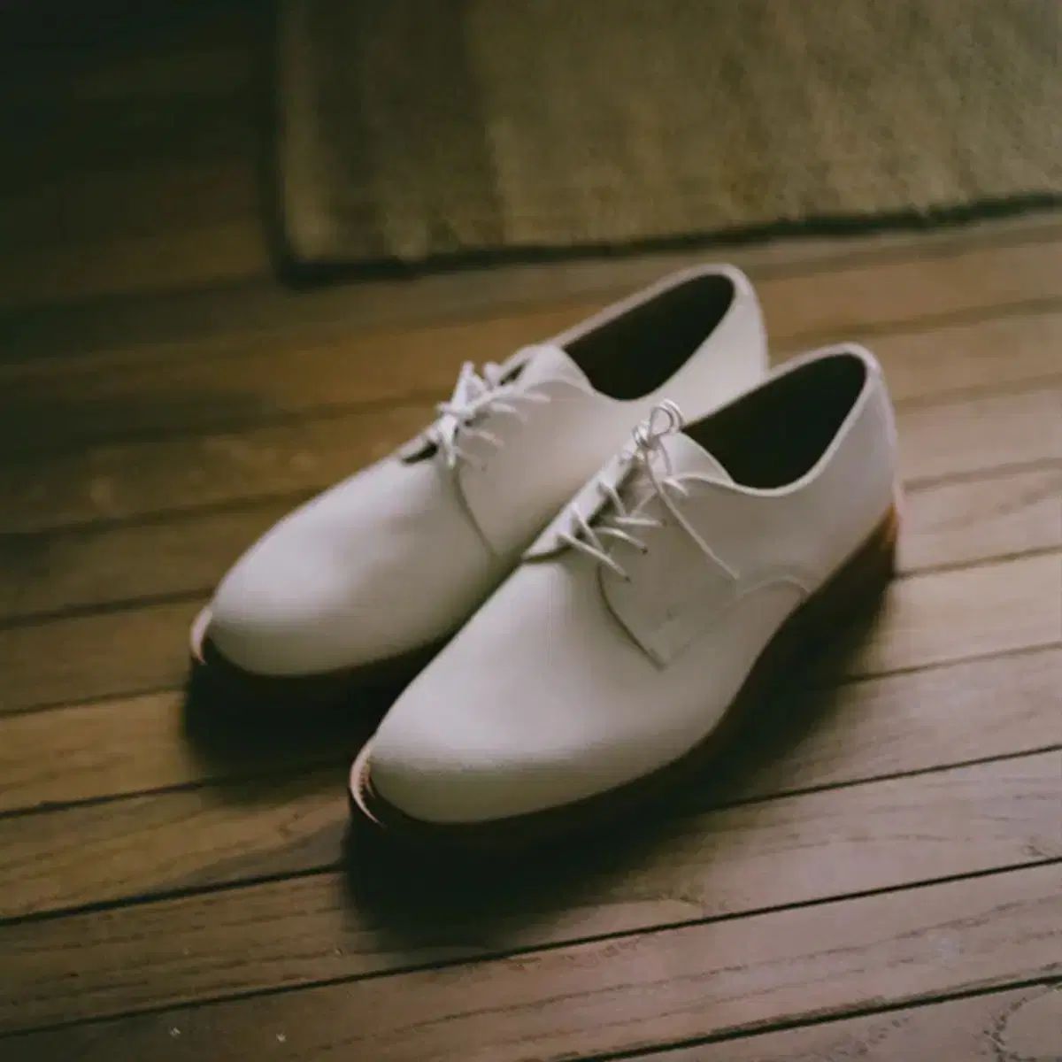 9 5 SANDERS サンダース 白 バックス スウェード THE B ドビ ALDEN オールデン