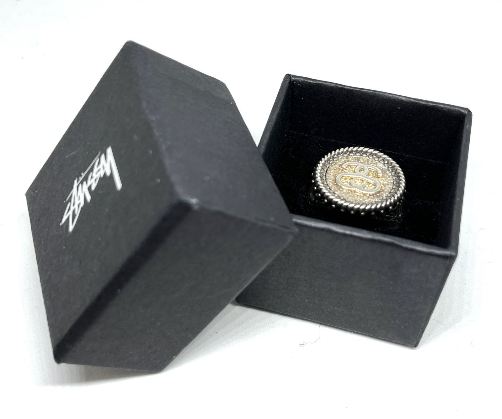 STUSSY ステューシー SOVEREIGN RING リンクロゴ ソブリン リング 指輪
