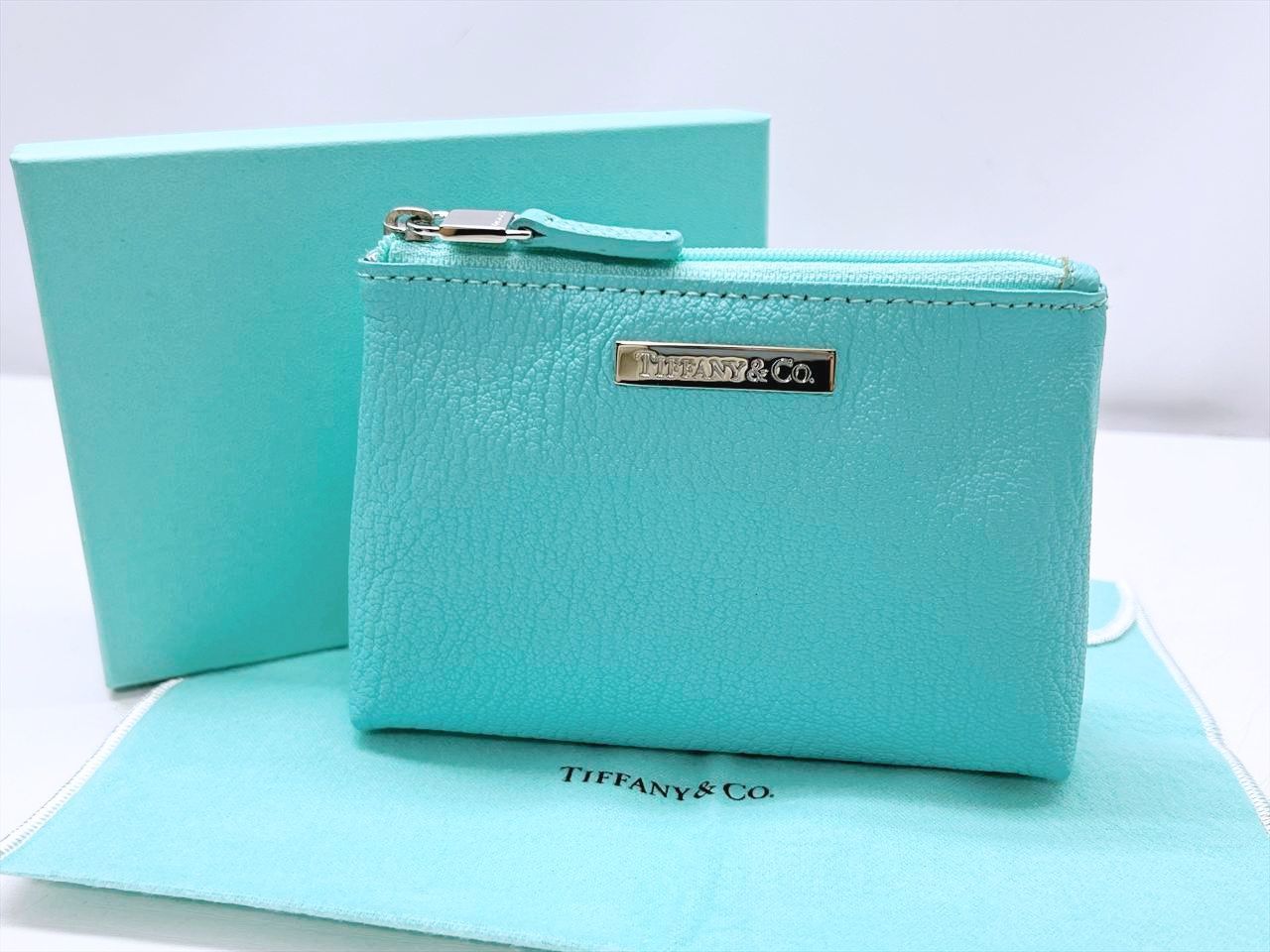 保管 TIFFANY Co ティファニー ロゴ レザー ポーチ 小物入れ ターコイズ