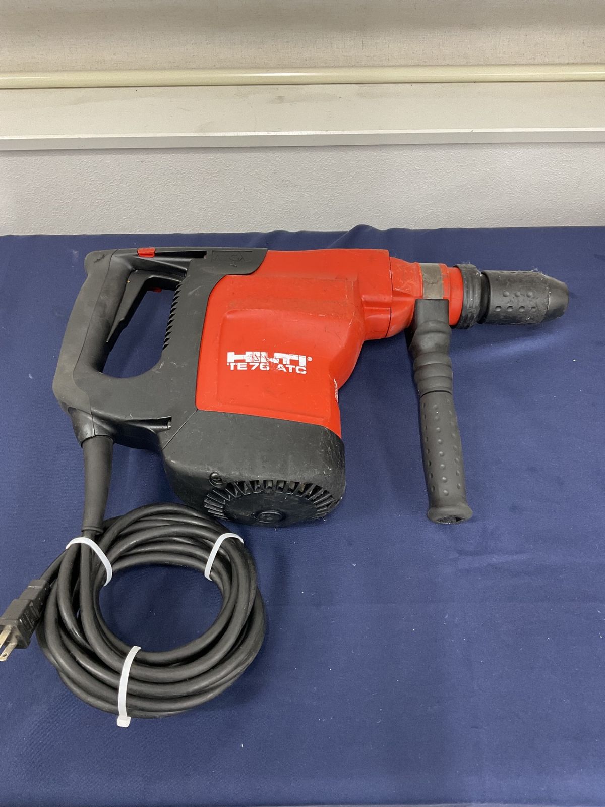 HILTI ハンマドリル