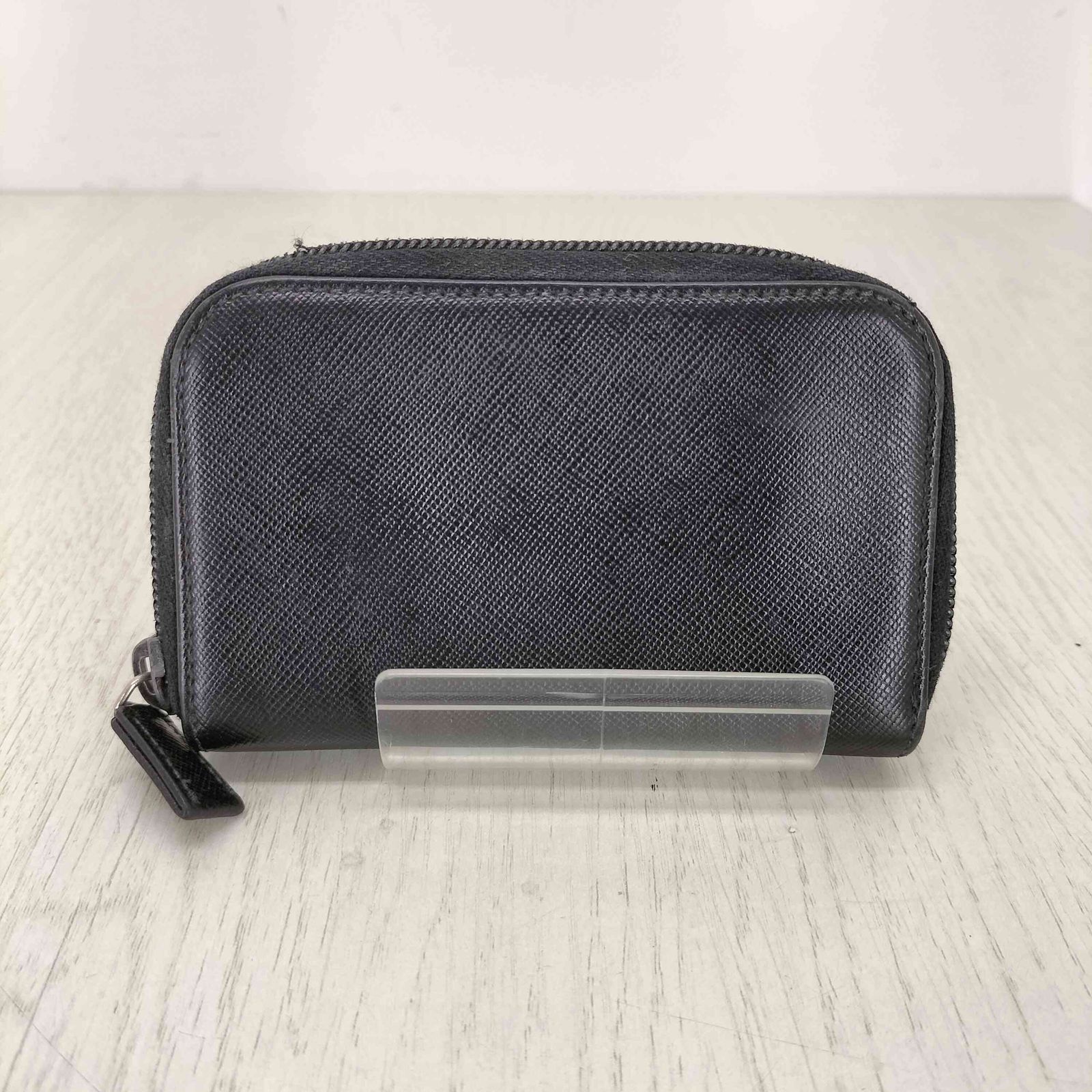 プラダ PRADA サフィアーノレザー ラウンドジップコインケース メンズ