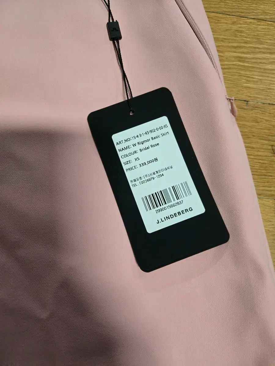 J.LINDEBERG(J.リンドバーグ) ピンク ミニスカート 最新 Jリンドバーグ