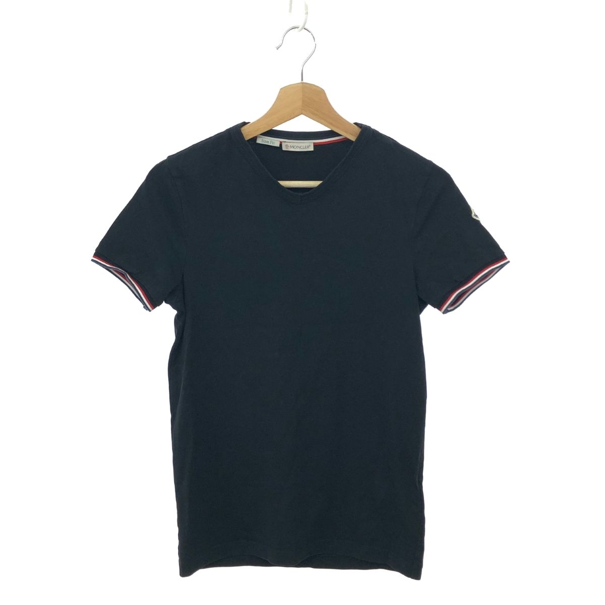 MONCLER モンクレール 半袖カットソー/MAGLIA　SCOLLO サイズ:XS 袖ワッペン    ブラック レディース / 241019001374 MONCLER モンクレール 半袖カットソー/MAGLIA SCOLLO サイズ:XS 袖