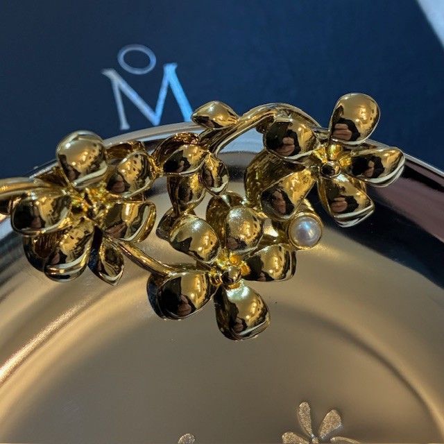 ミキモト MIKIMOTO international パール付き ゴールド花柄