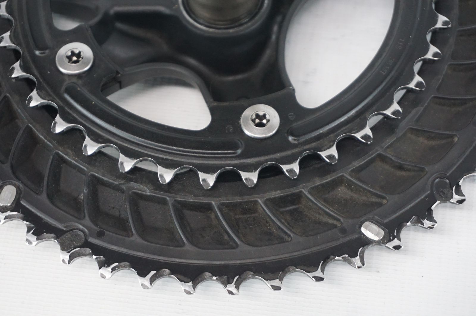 SHIMANO 「シマノ」 105 FC-R7000 52-36T 170mm クランクセット