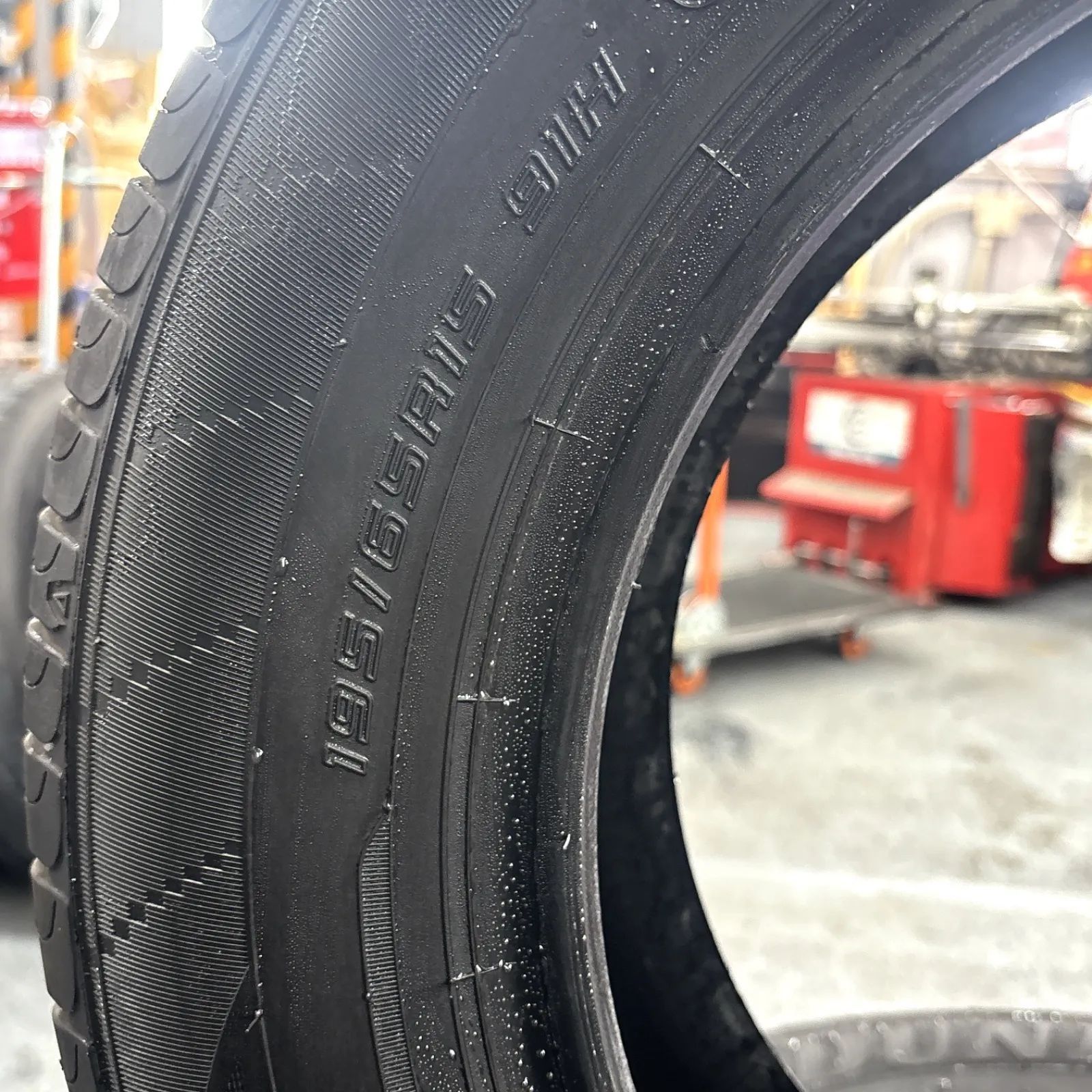 バリ溝 ダンロップ エナセーブ EC 204 195 65 R 15 4本セット