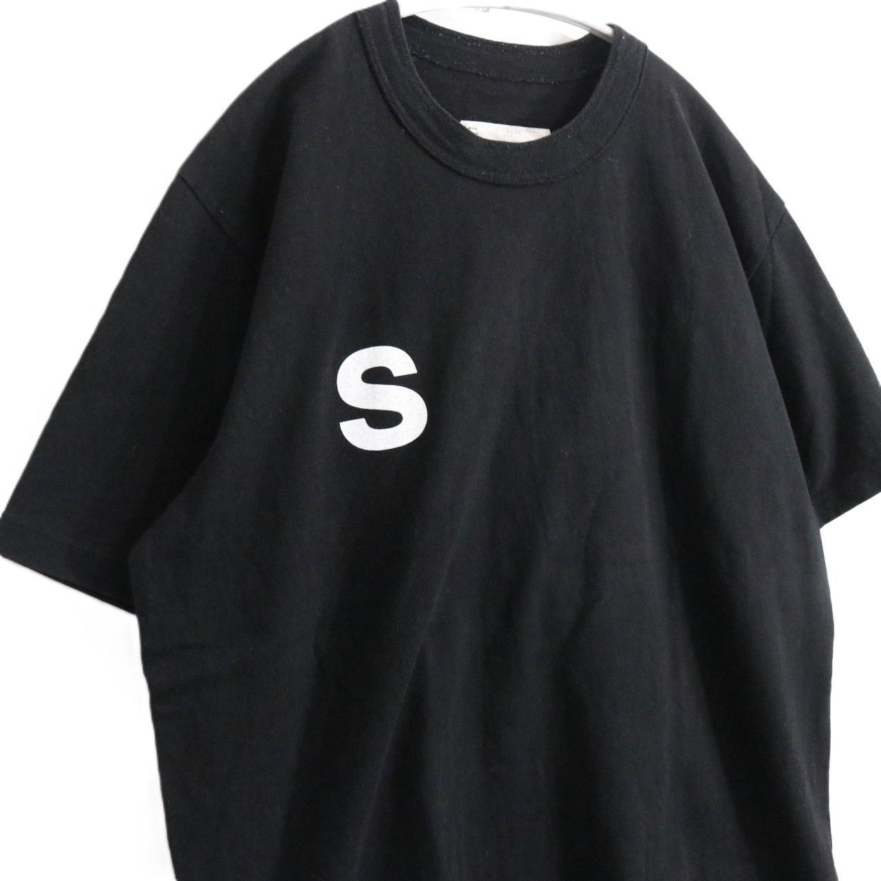 サカイ」がブランド初のパックTシャツを青山店限定で発売 sacai 23ss 