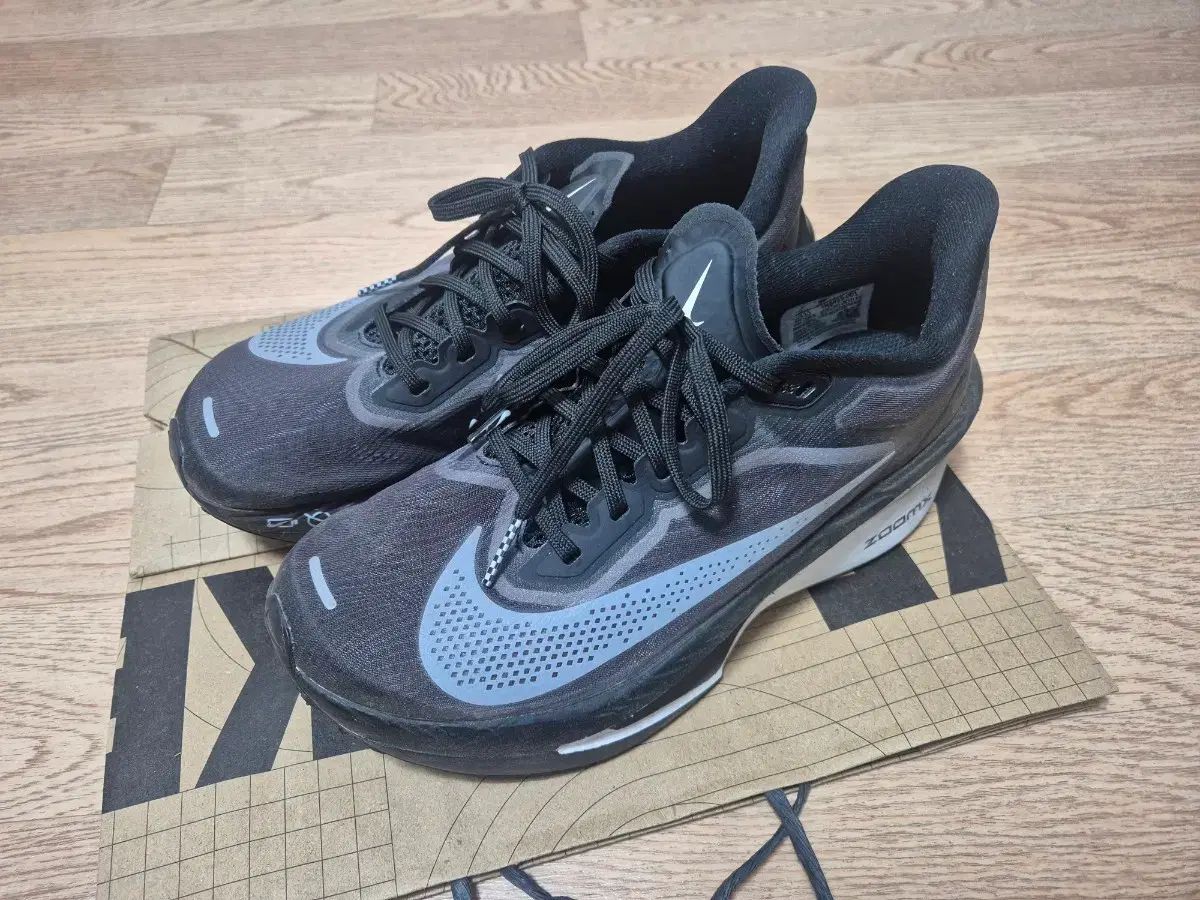 ナイキ ズーム フライ 6 230 ランニングシューズ