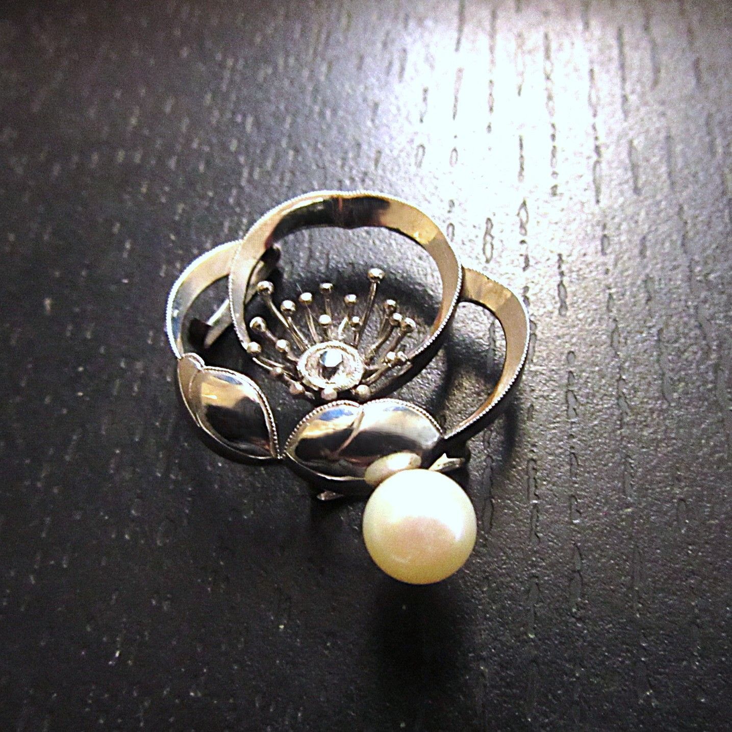 梅花 金工 帯留め アンティーク 骨董 帯留 着物 和装小物