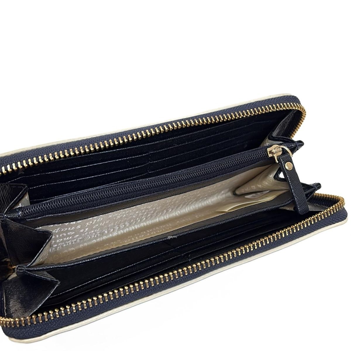 長財布 アイボリー