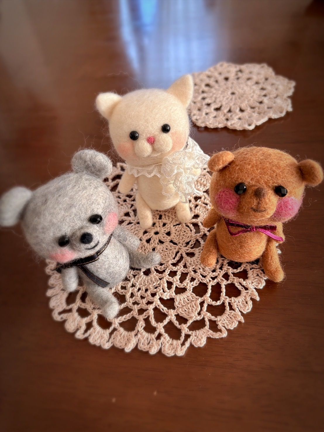 羊毛フェルト くまちゃん - メルカリ