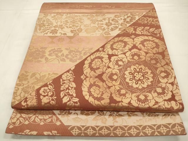 平和屋着物●西陣　京の名門　じゅらく謹製　六通柄袋帯　唐織　市松飛鶴草花文　金糸　正絹　逸品　CABA5025hy 平和屋着物◎西陣の名門織元 いづくら織物謹製 六通柄袋帯 切嵌草花文