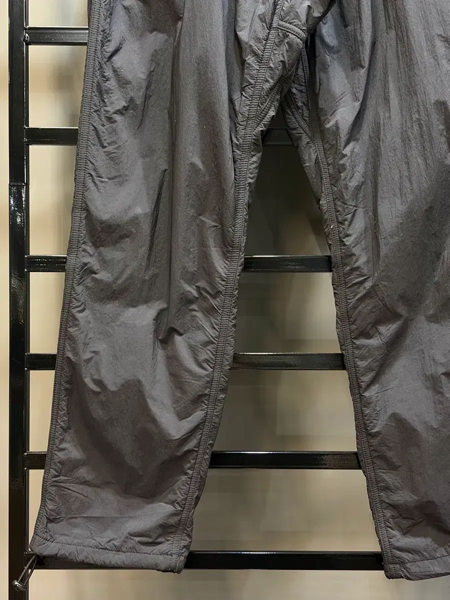 起毛 ジョガーパンツ