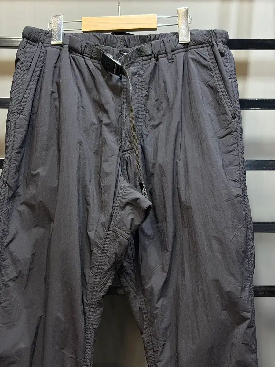 起毛 ジョガーパンツ