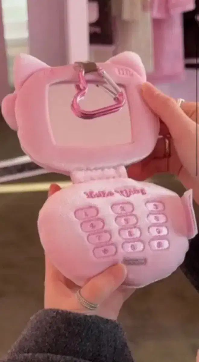 ハローキティ ソンス洞 ポップアップ tbh ピンク スマートフォン ミラー キーホルダー