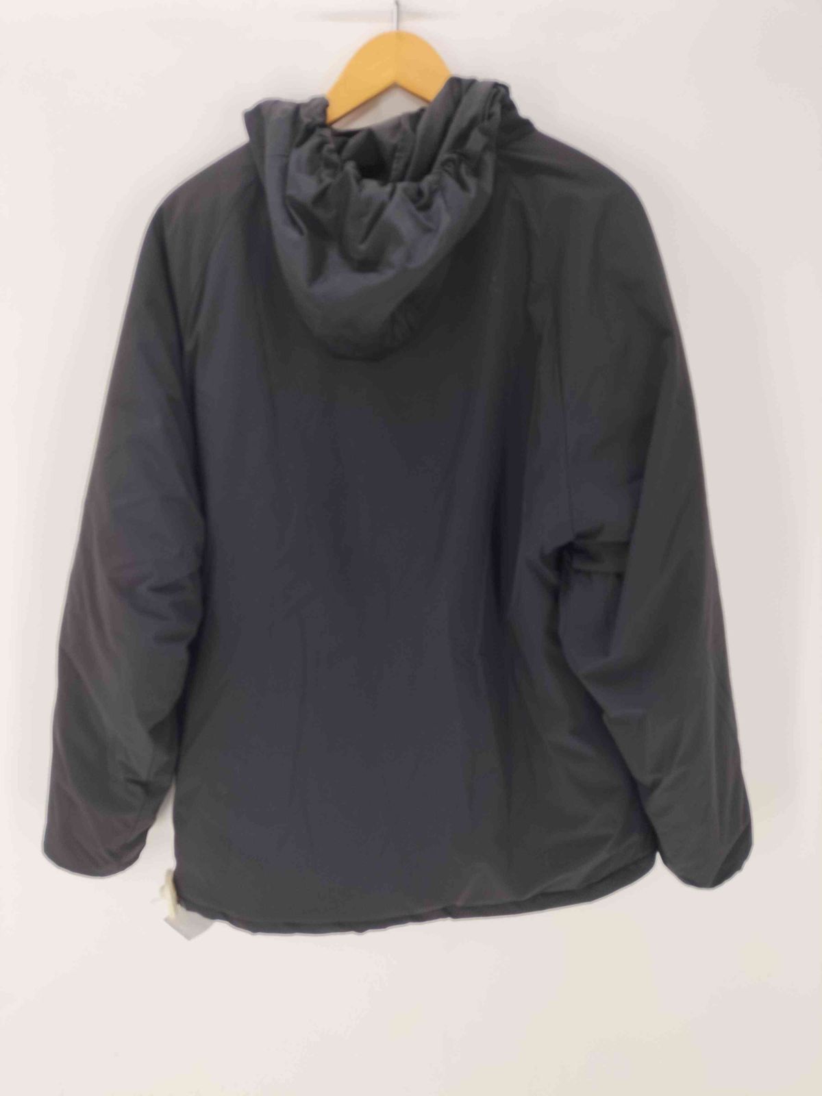 NEW ERA(ニューエラ) 24AW BUILT IN HOODIE INSULATED JACKET ビルドイン フーディー インサレーテッド ジャケット 中綿 メンズ import：L 【中古】【ブランド古着バズストア】 ニューエラ NEW ERA 24AW BUILT IN HOODIE INSULATED JACKET