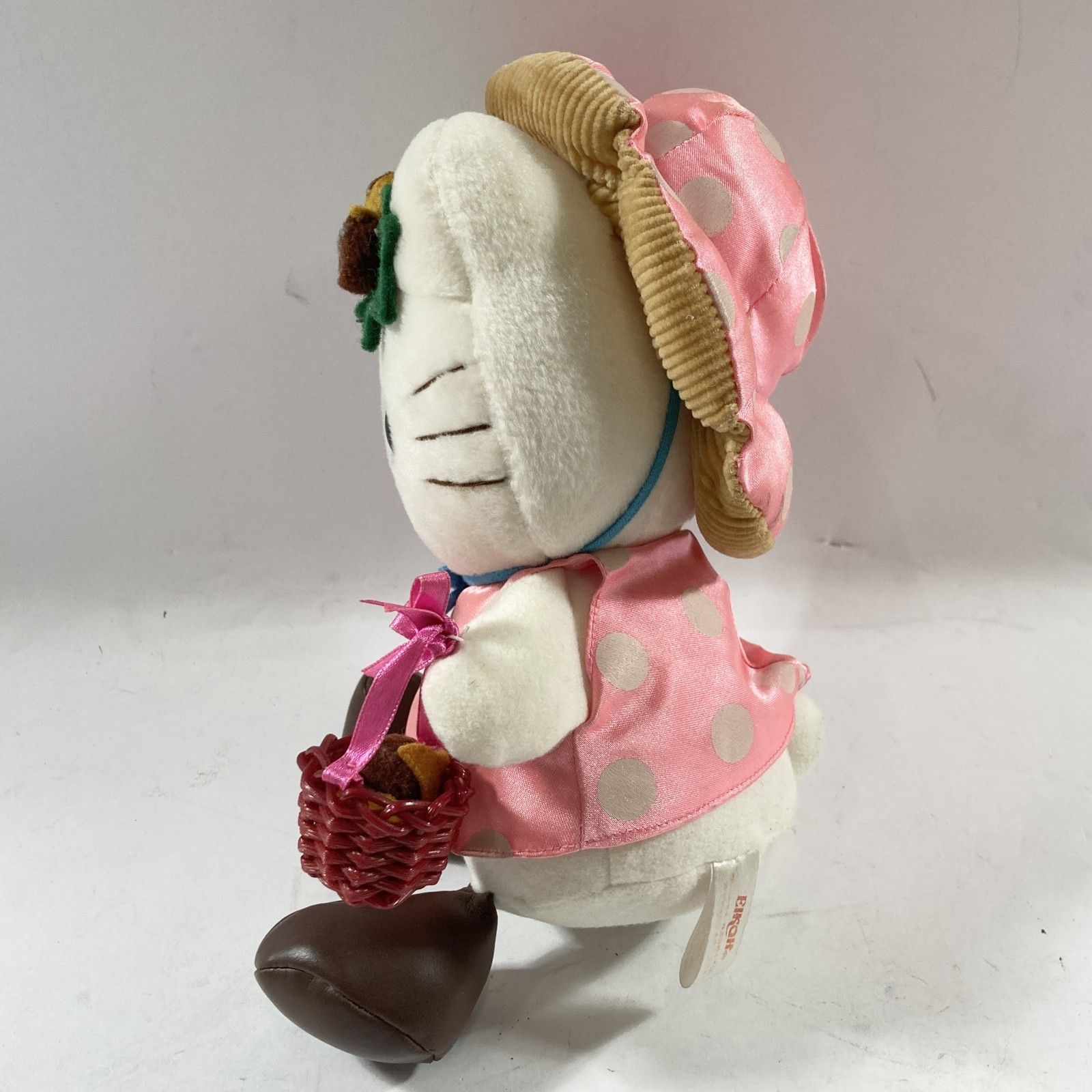 ☆ 希少 レア ハローキティ ぬいぐるみ どんぐり 帽子 水玉 マスコット